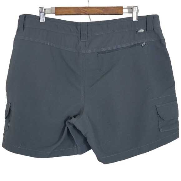 North Face Charcoal Gray Nylon Shorts size 38 - Picture 2 of 5